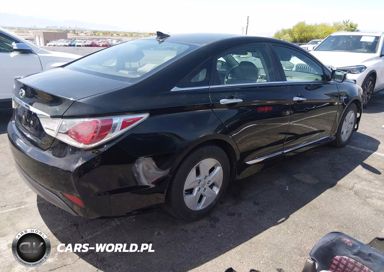 2012 Hyundai Sonata Hybrid VIN:KMHEC4A49CA036124 - 4