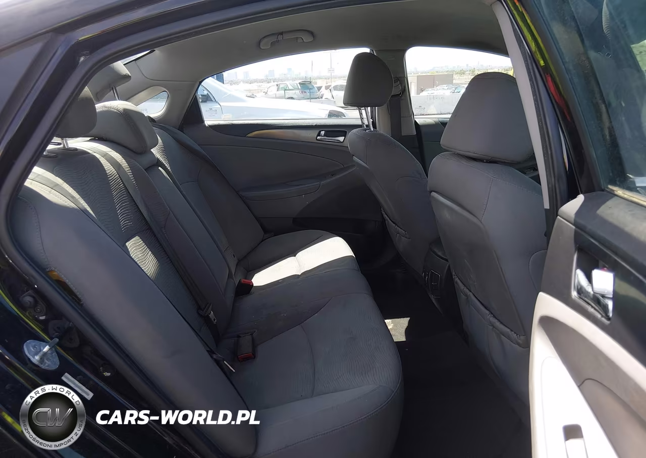 2012 Hyundai Sonata Hybrid VIN:KMHEC4A49CA036124 - 8