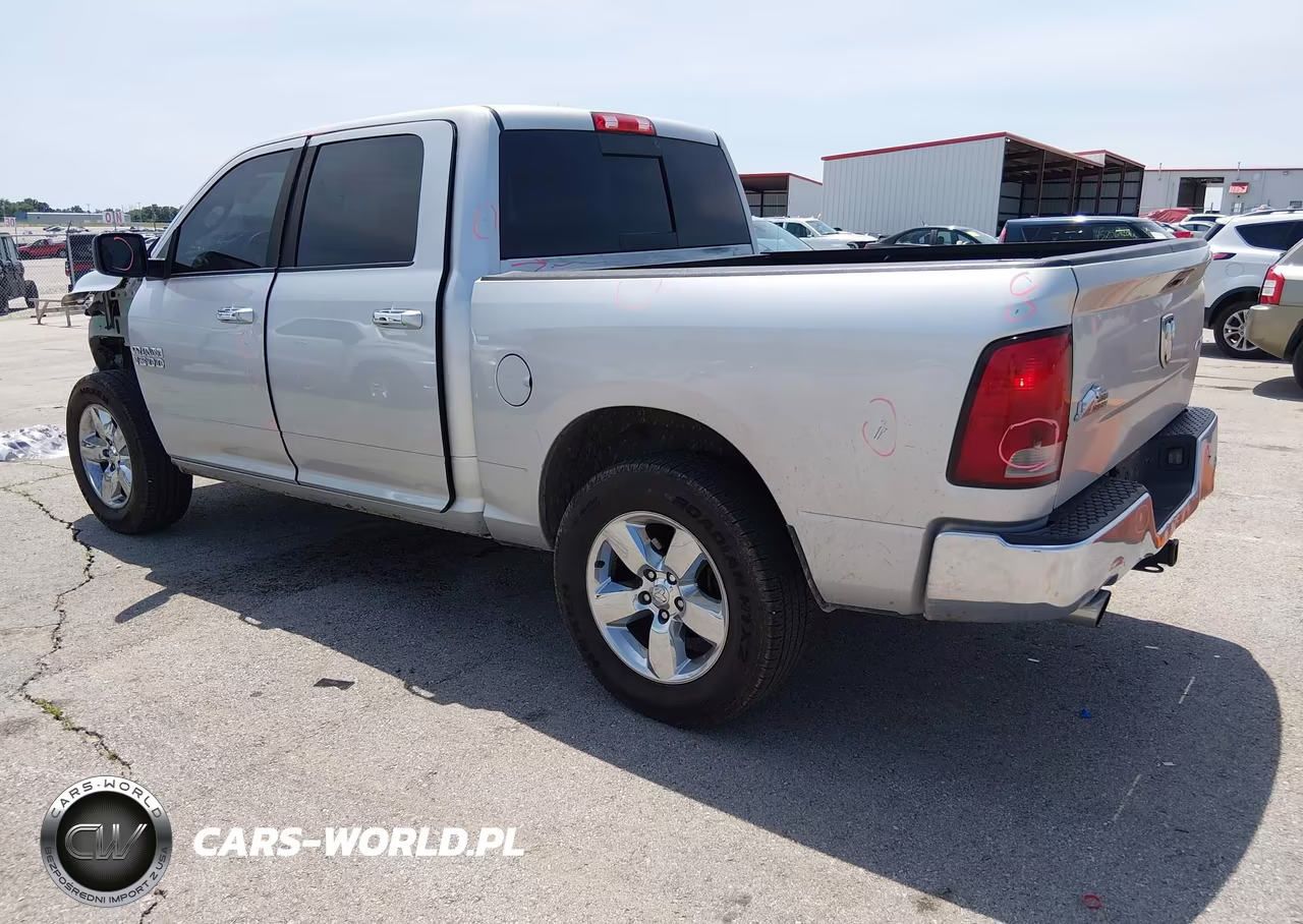 2015 Ram 1500 Big Horn VIN:3C6RR7LT4FG596687 - 3