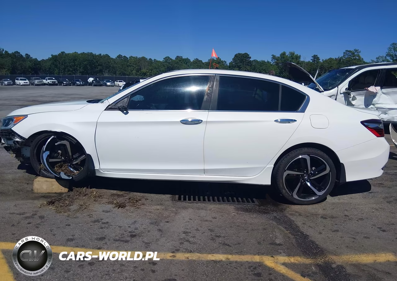 2017 Honda Accord Sport Se VIN:1HGCR2F1XHA011898 - 14