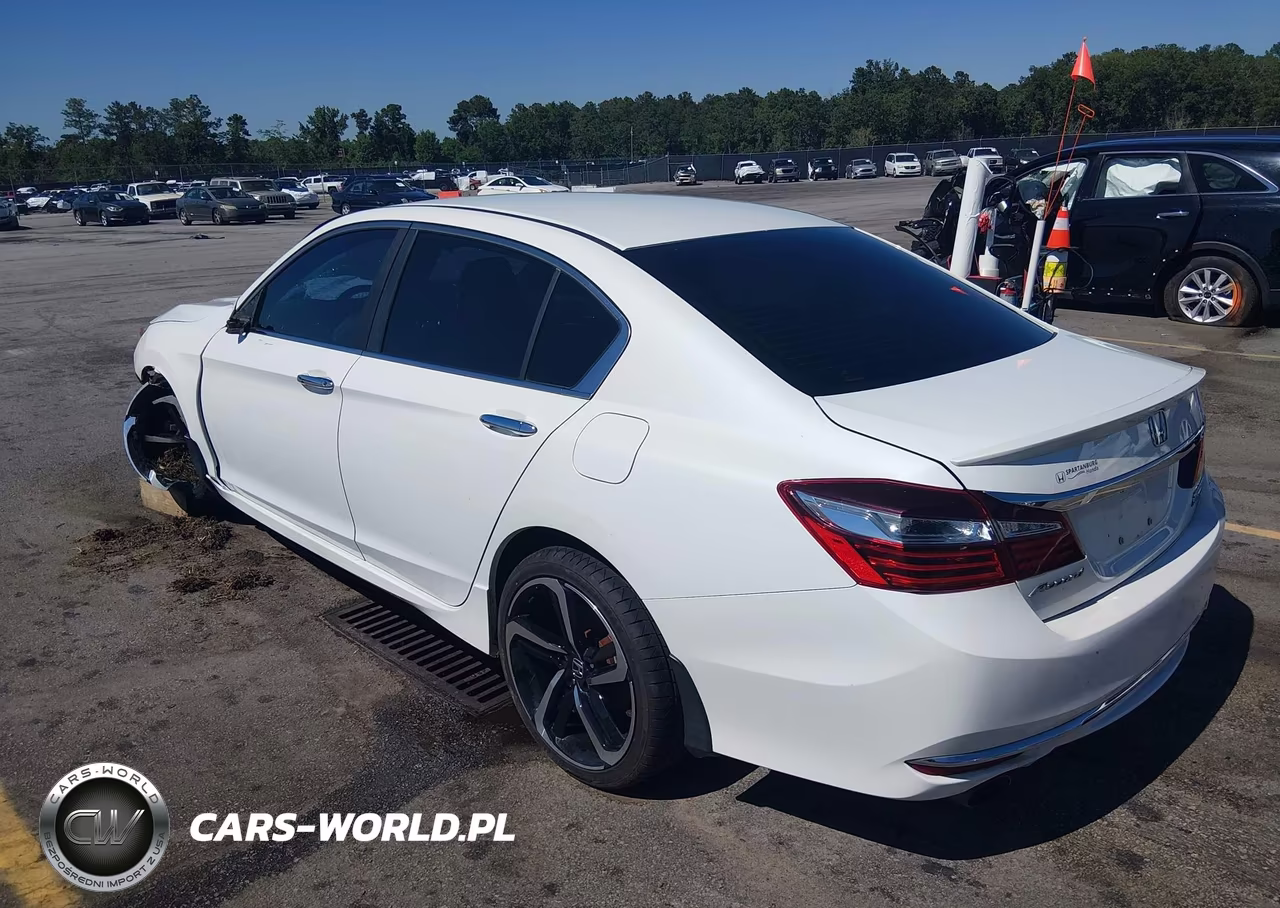 2017 Honda Accord Sport Se VIN:1HGCR2F1XHA011898 - 3