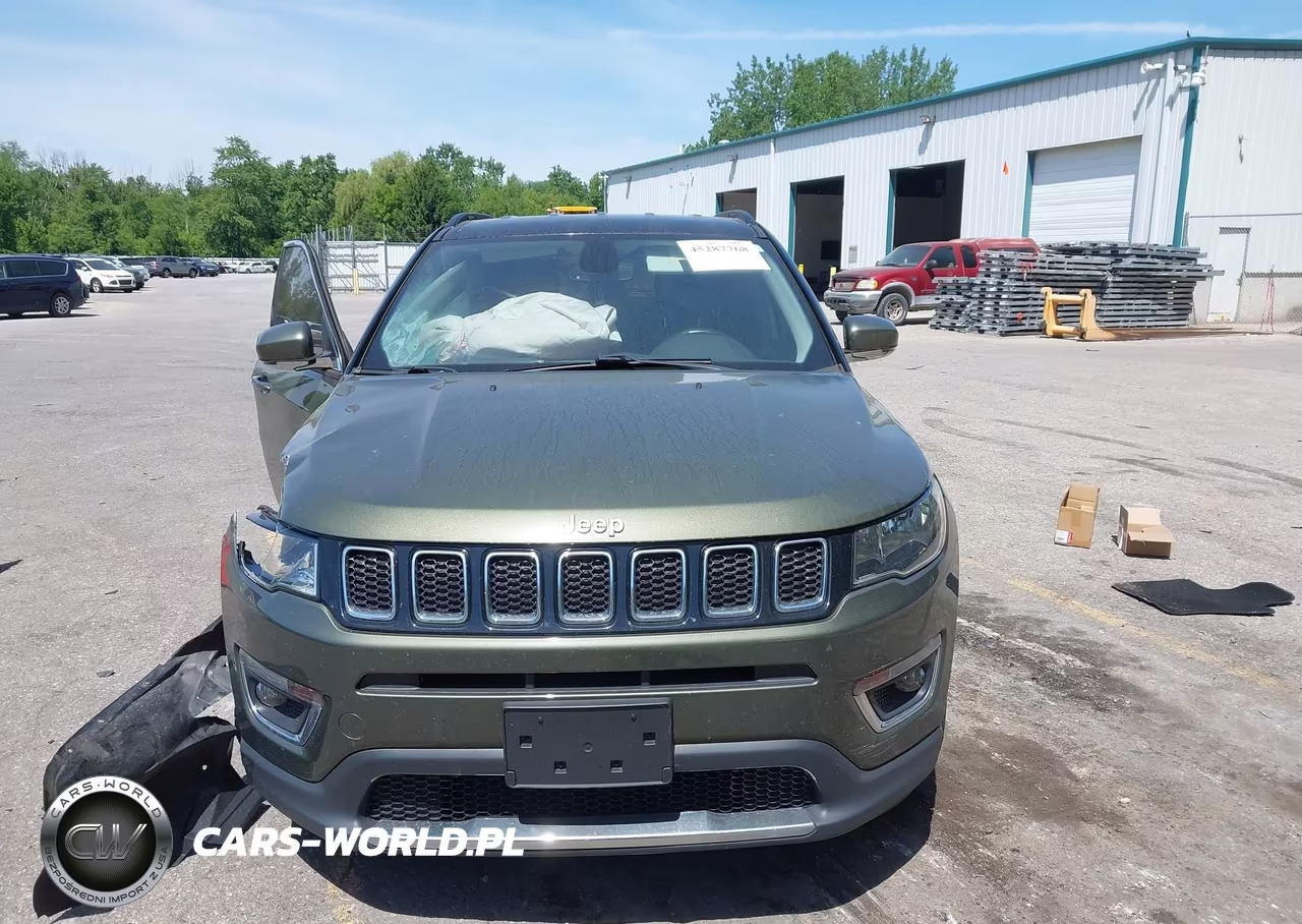 2018 Jeep Compass Limited 4X4 VIN:3C4NJDCBXJT458169 - 12