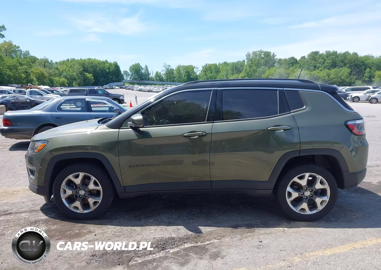 2018 Jeep Compass Limited 4X4 VIN:3C4NJDCBXJT458169 - 14