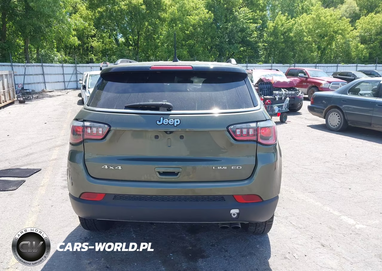 2018 Jeep Compass Limited 4X4 VIN:3C4NJDCBXJT458169 - 16