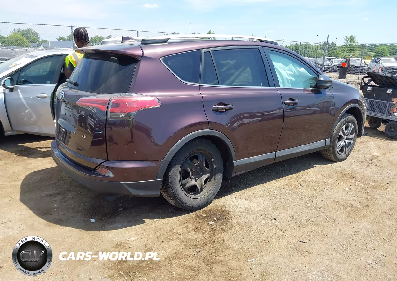 2017 Toyota Rav4 Le VIN:2T3ZFREV7HW356614 - 4