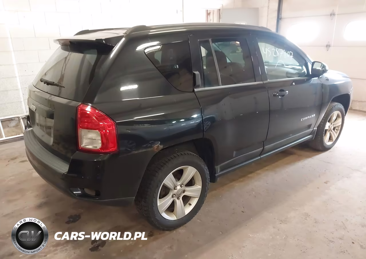 2011 Jeep Compass VIN:1J4NF1FB6BD164751 - 4