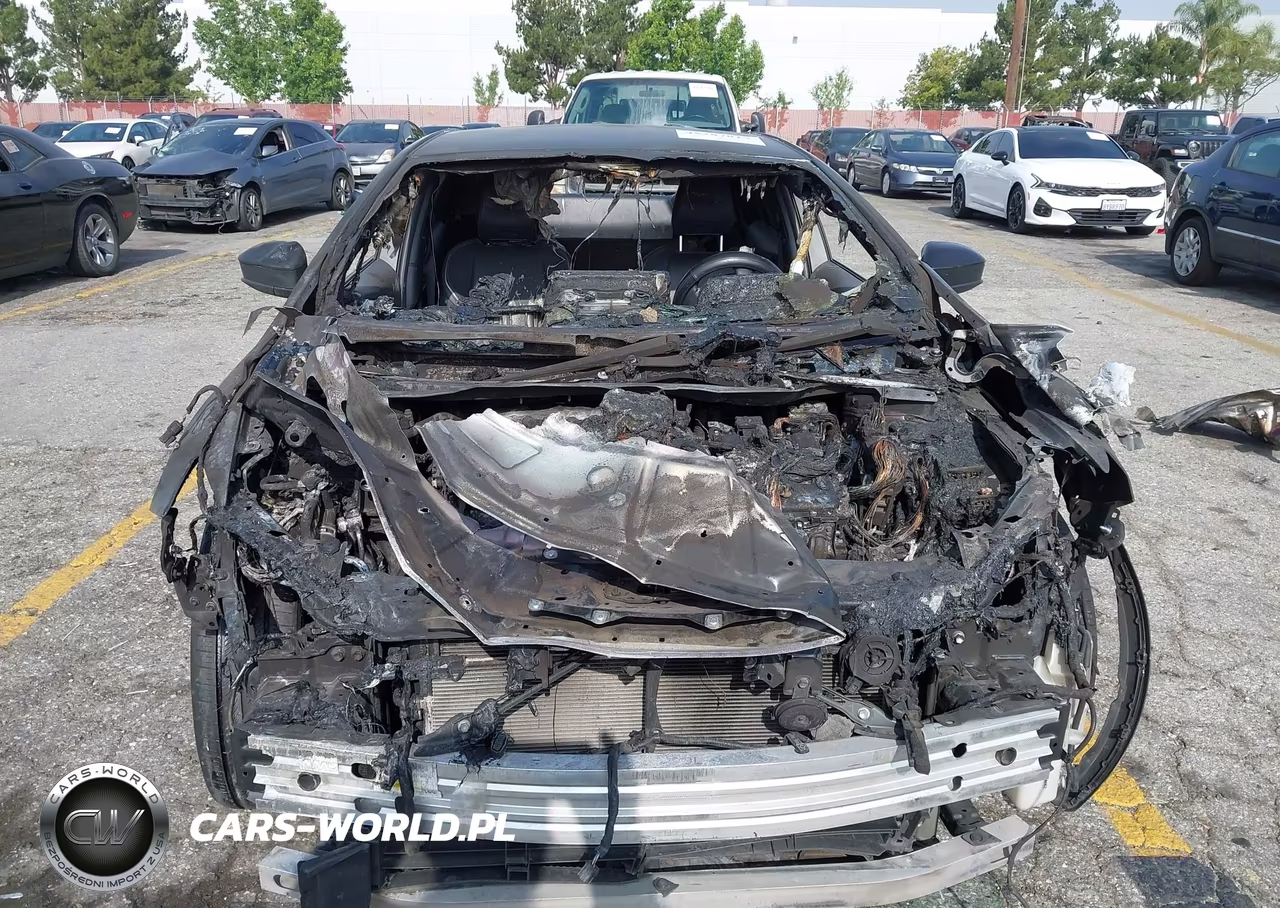 2024 Toyota Prius Xle VIN:JTDACAAU2R3015789 - 6