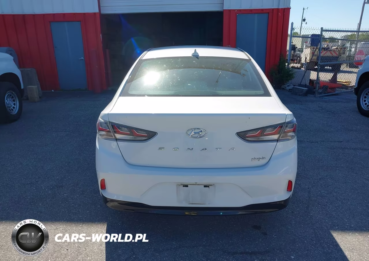 2019 Hyundai Sonata Plug-In Hybrid VIN:KMHE14L29KA091396 - 17