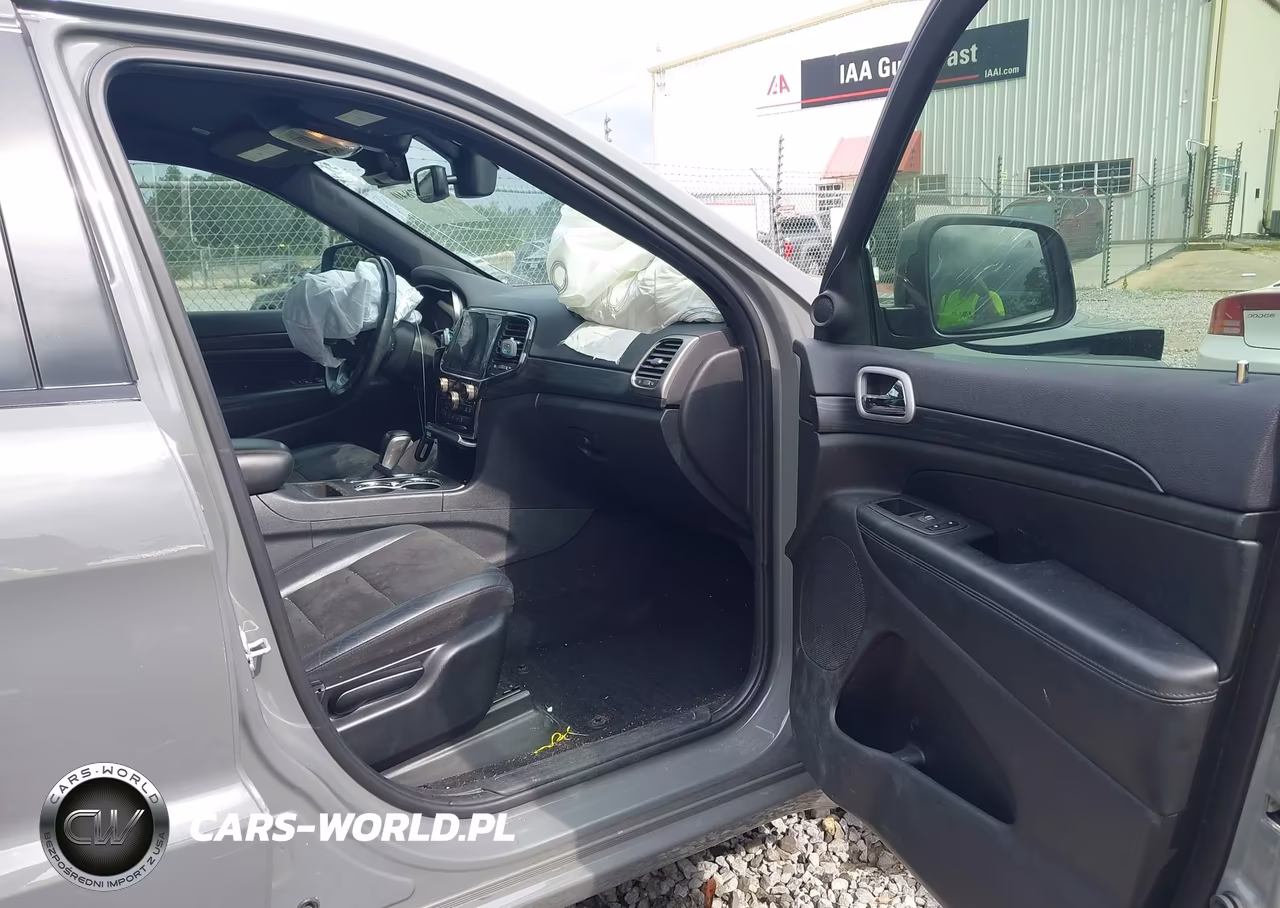 2020 Jeep Grand Cherokee Altitude 4X2 VIN:1C4RJEAG7LC170498 - 5