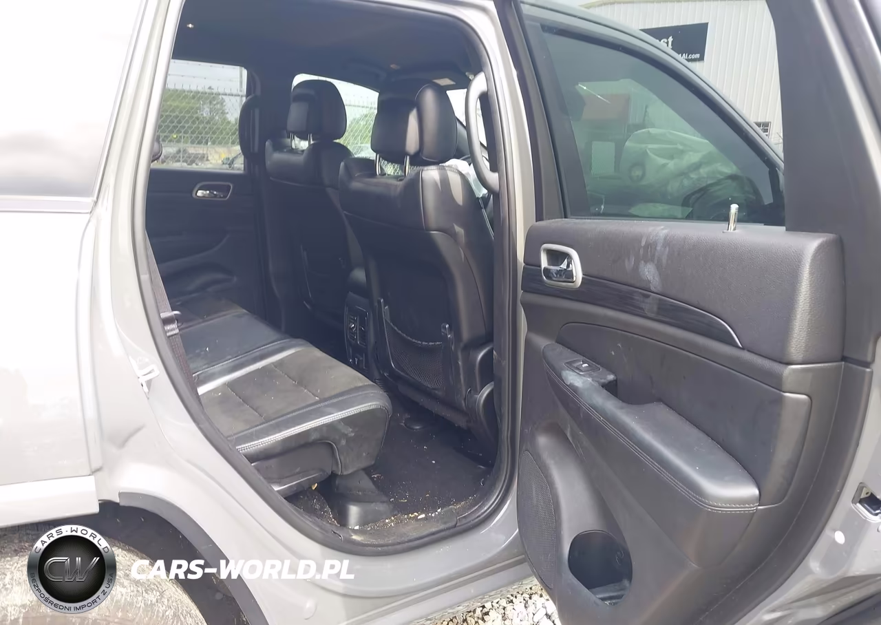 2020 Jeep Grand Cherokee Altitude 4X2 VIN:1C4RJEAG7LC170498 - 8
