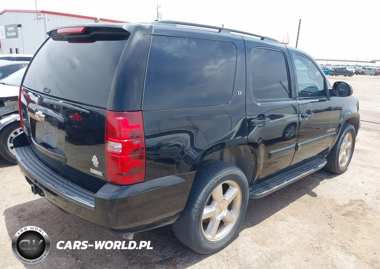 2008 Chevrolet Tahoe Lt VIN:1GNFC13008R270735 - 4