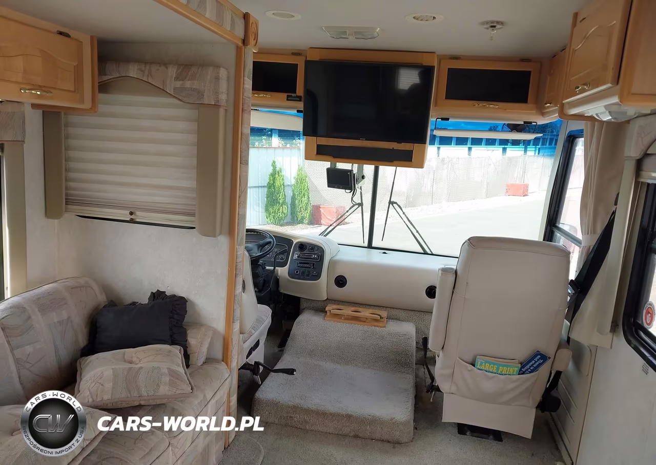 2002 Workhorse Custom Chassis Motorhome Chassis W22 VIN:5B4MP67G623350551 - 5