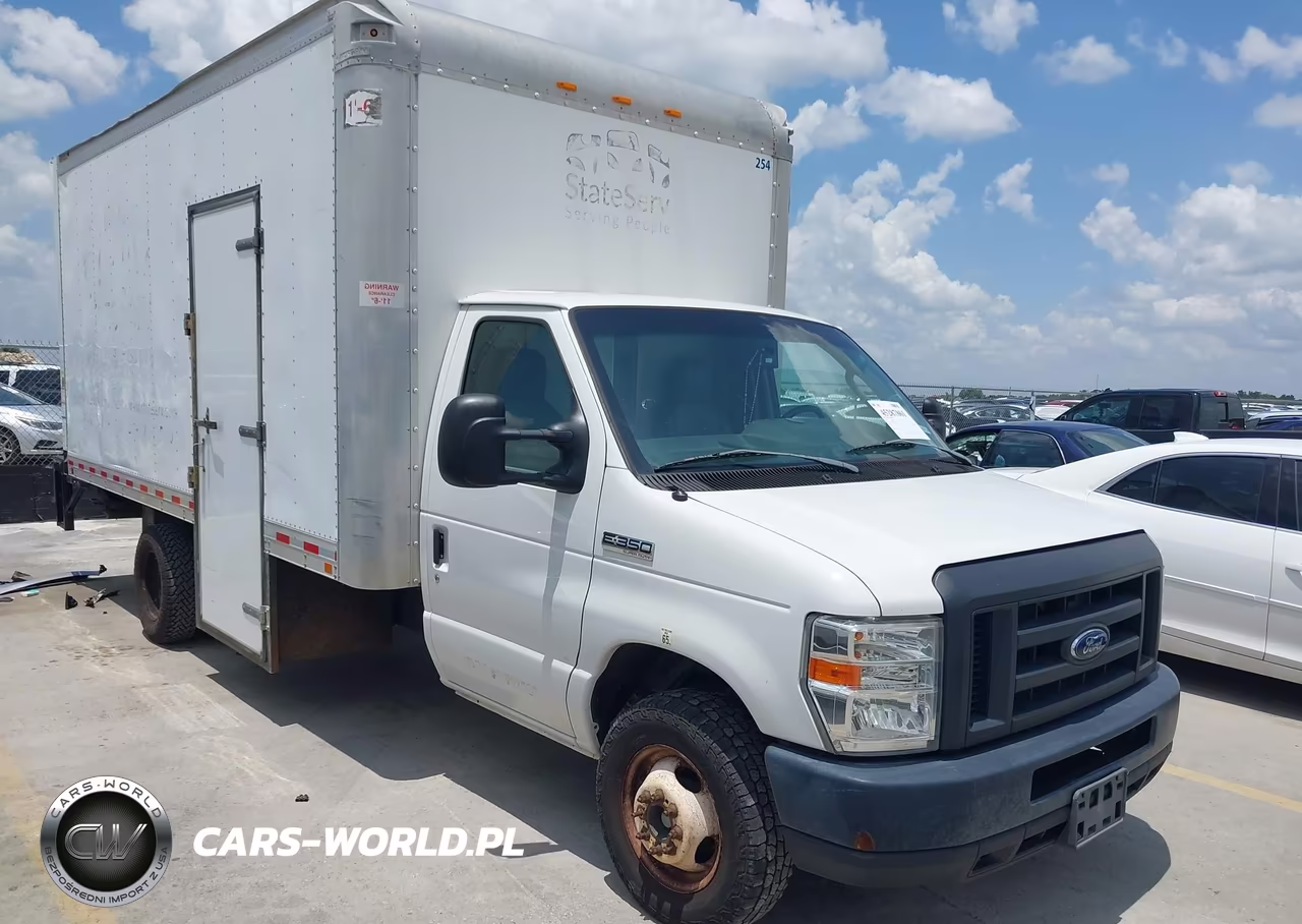 2019 Ford E-350 Cutaway