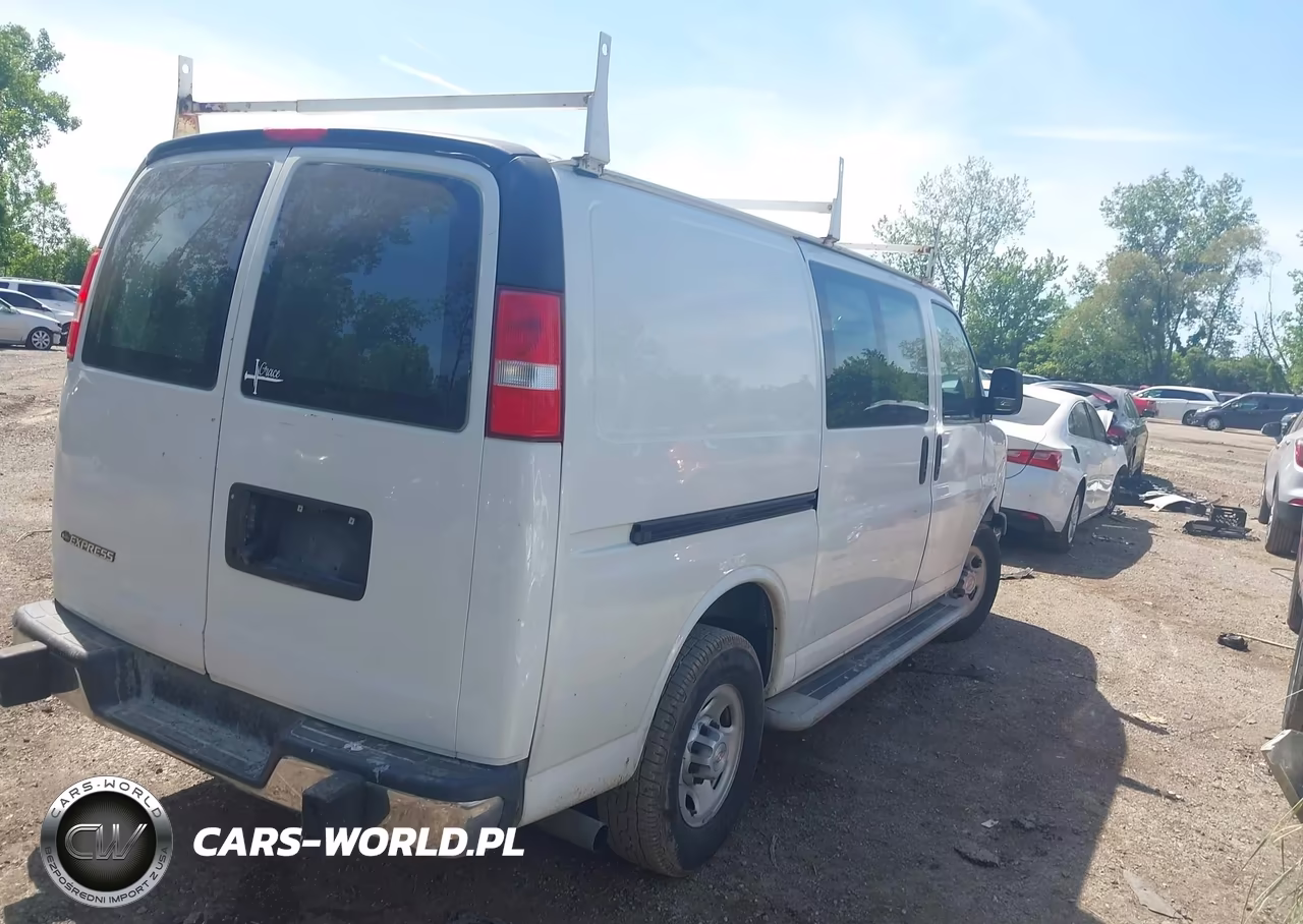 2019 Chevrolet Express 2500 Work Van VIN:1GCWGAFG0K1307259 - 4