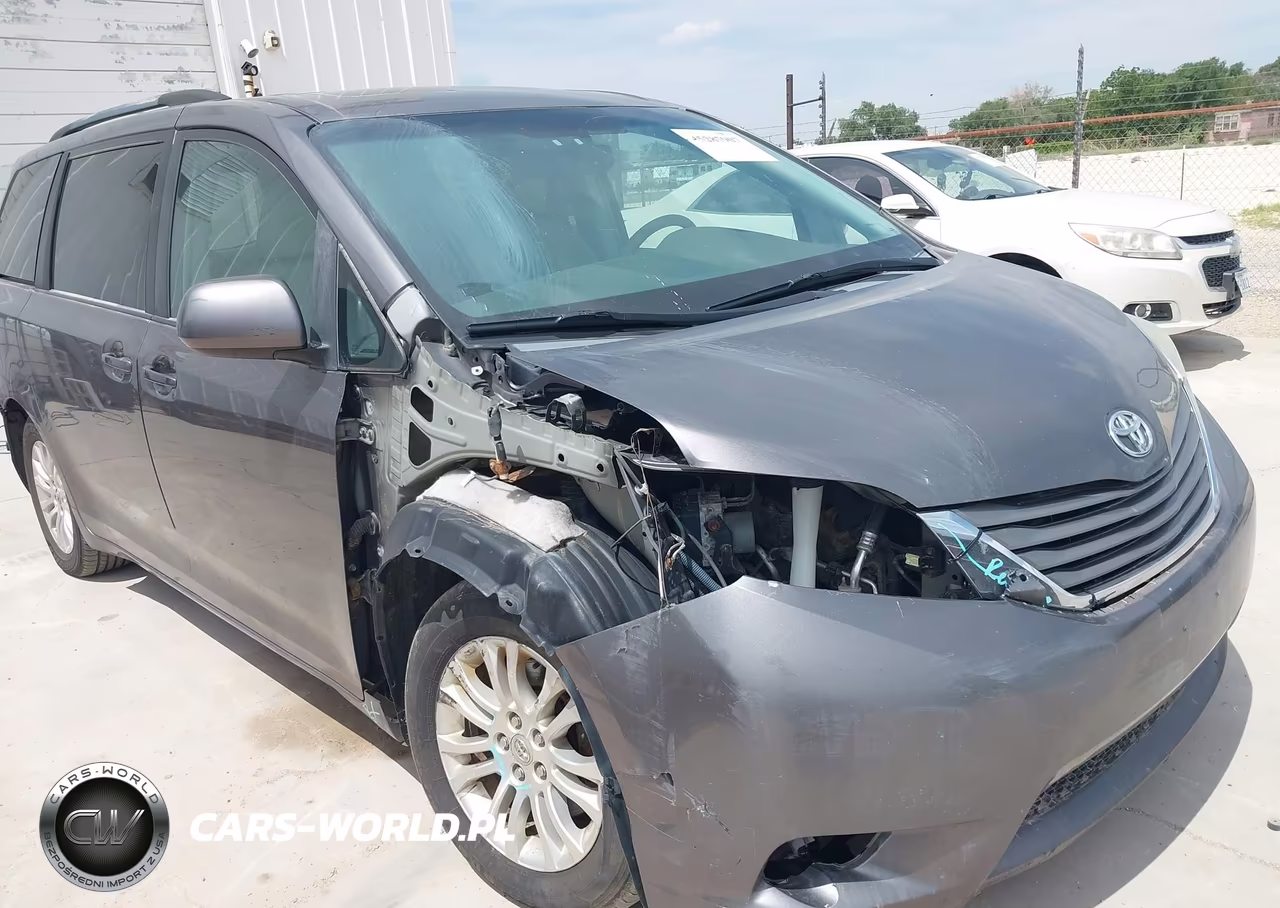 2011 Toyota Sienna Xle V6 VIN:5TDYK3DC2BS151439 - 6