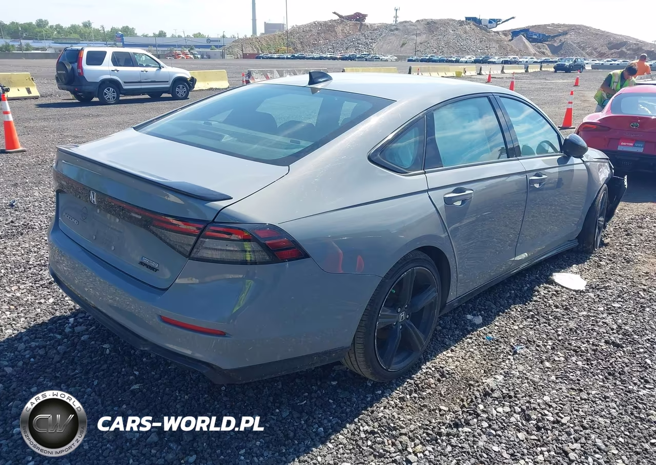 2023 Honda Accord Hybrid Sport-L VIN:1HGCY2F70PA025900 - 4