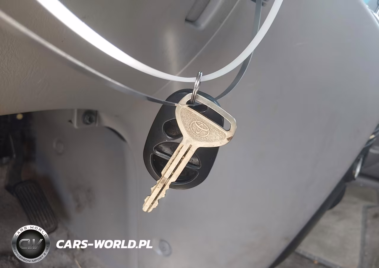 2007 Toyota Sienna Ce VIN:5TDZK23C17S000048 - 11