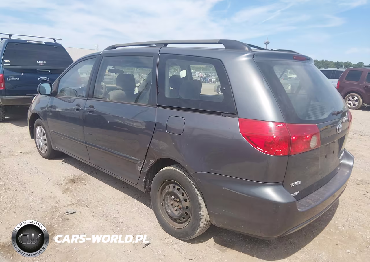 2007 Toyota Sienna Ce VIN:5TDZK23C17S000048 - 3