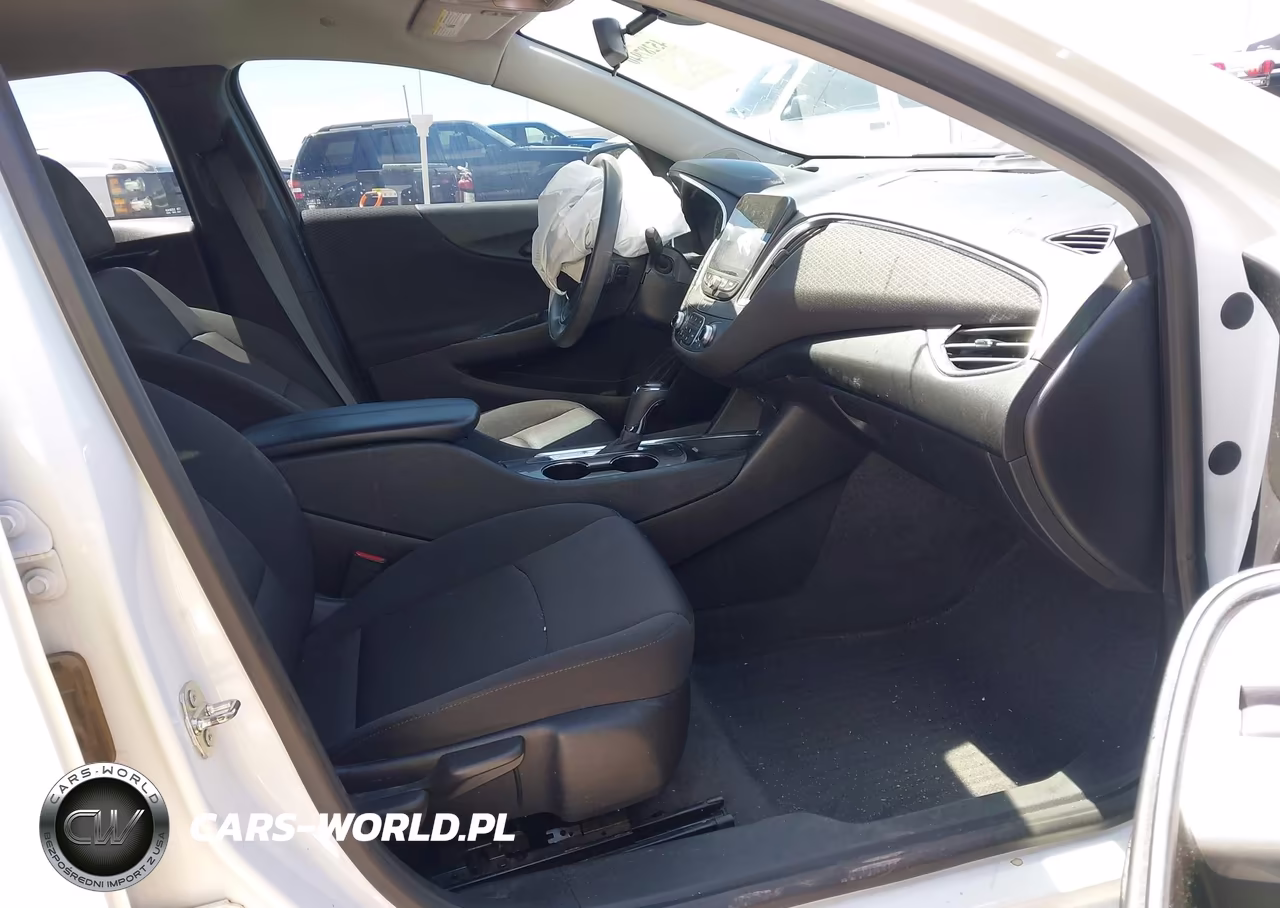2019 Chevrolet Malibu Lt VIN:1G1ZD5ST7KF223533 - 5