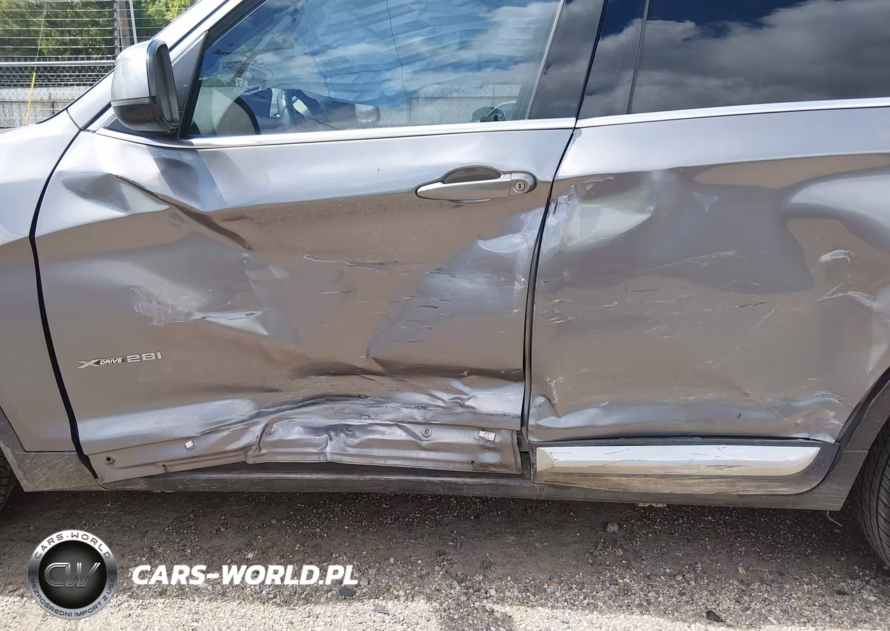2016 BMW X3 xDrive28I VIN:5UXWX9C56G0D91037 - 19