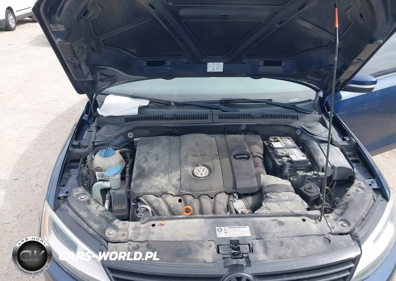 2011 Volkswagen Jetta Sedan VIN:3VWDX7AJ0BM021456 - 10