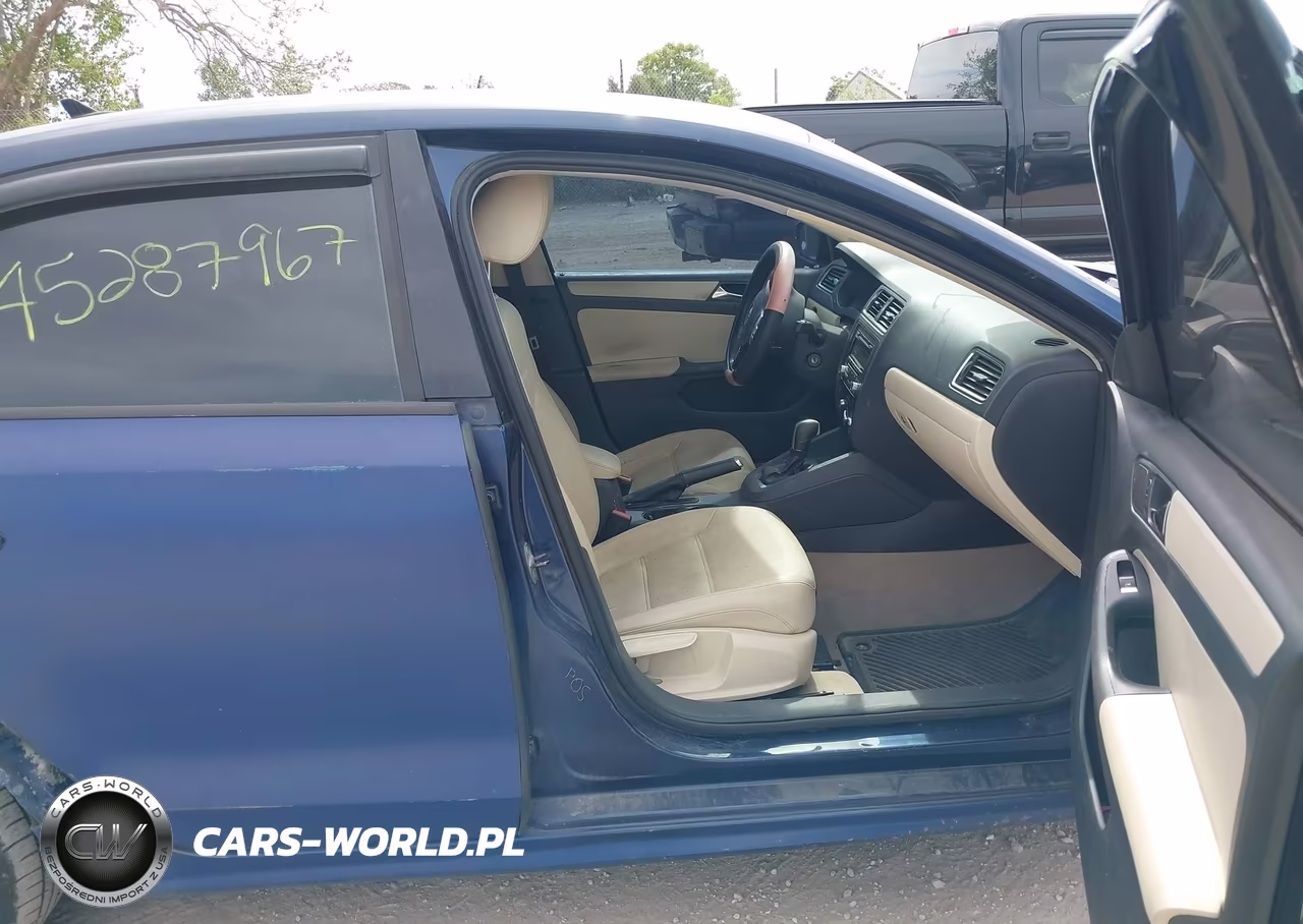 2011 Volkswagen Jetta Sedan VIN:3VWDX7AJ0BM021456 - 5
