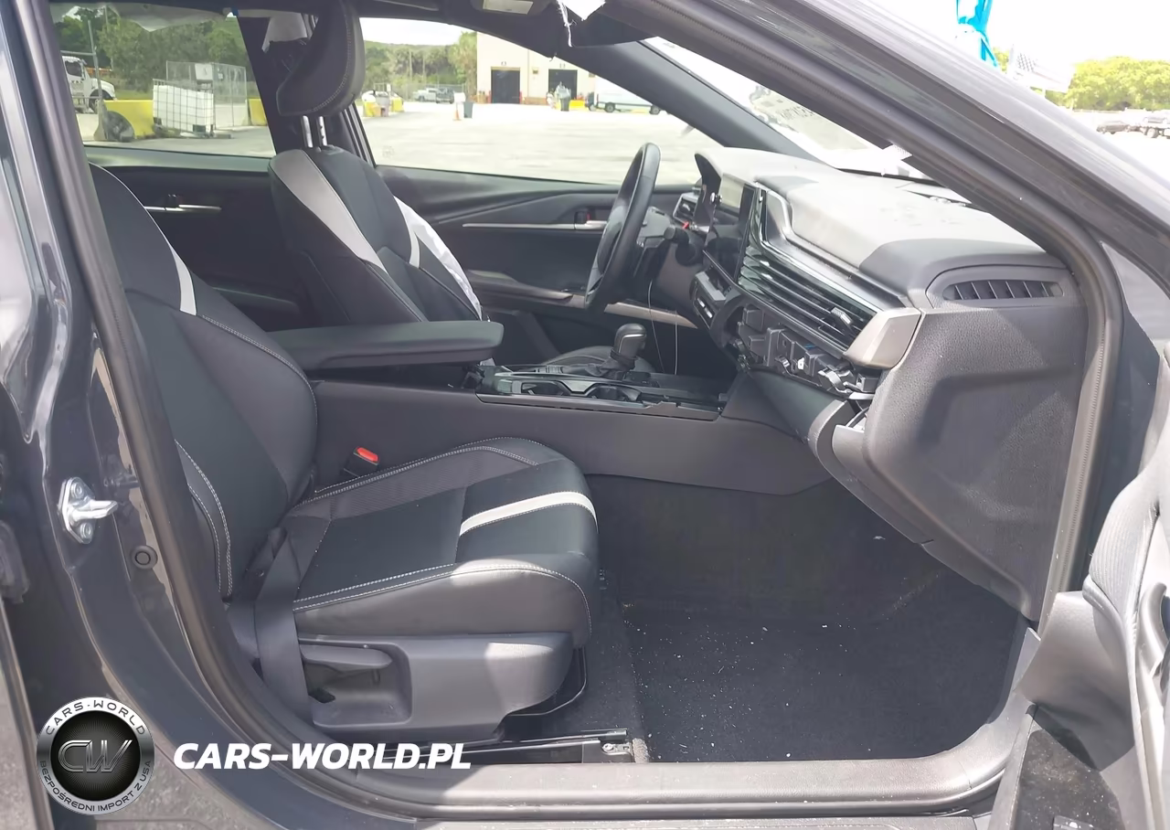 2025 Toyota Camry Se VIN:4T1DAACK1SU184826 - 5