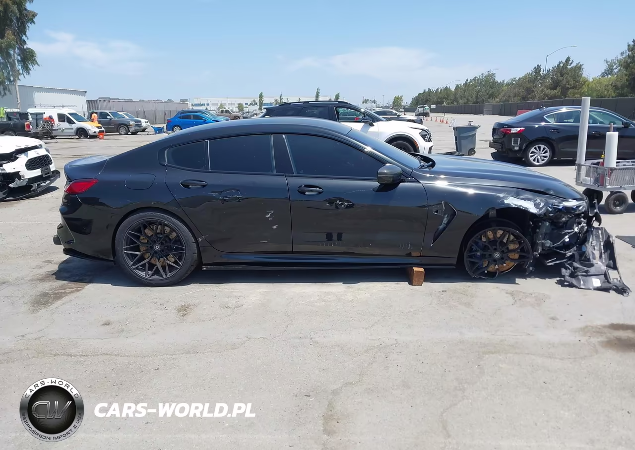 2022 BMW M8 Gran Coupe Competition VIN:WBSGV0C0XNCH63317 - 14