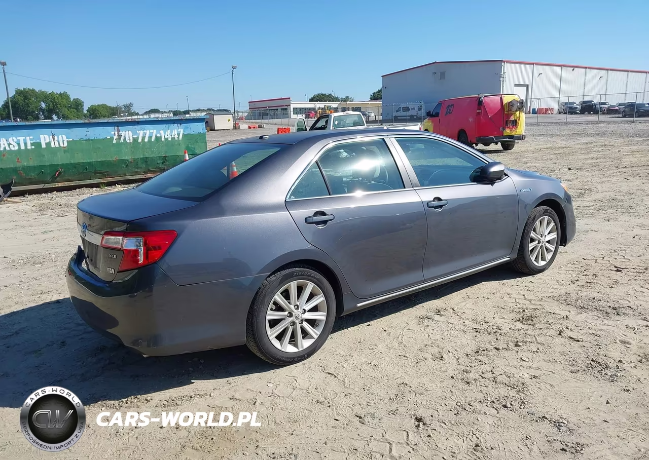 2013 Toyota Camry Hybrid Xle VIN:4T1BD1FK7DU069838 - 4