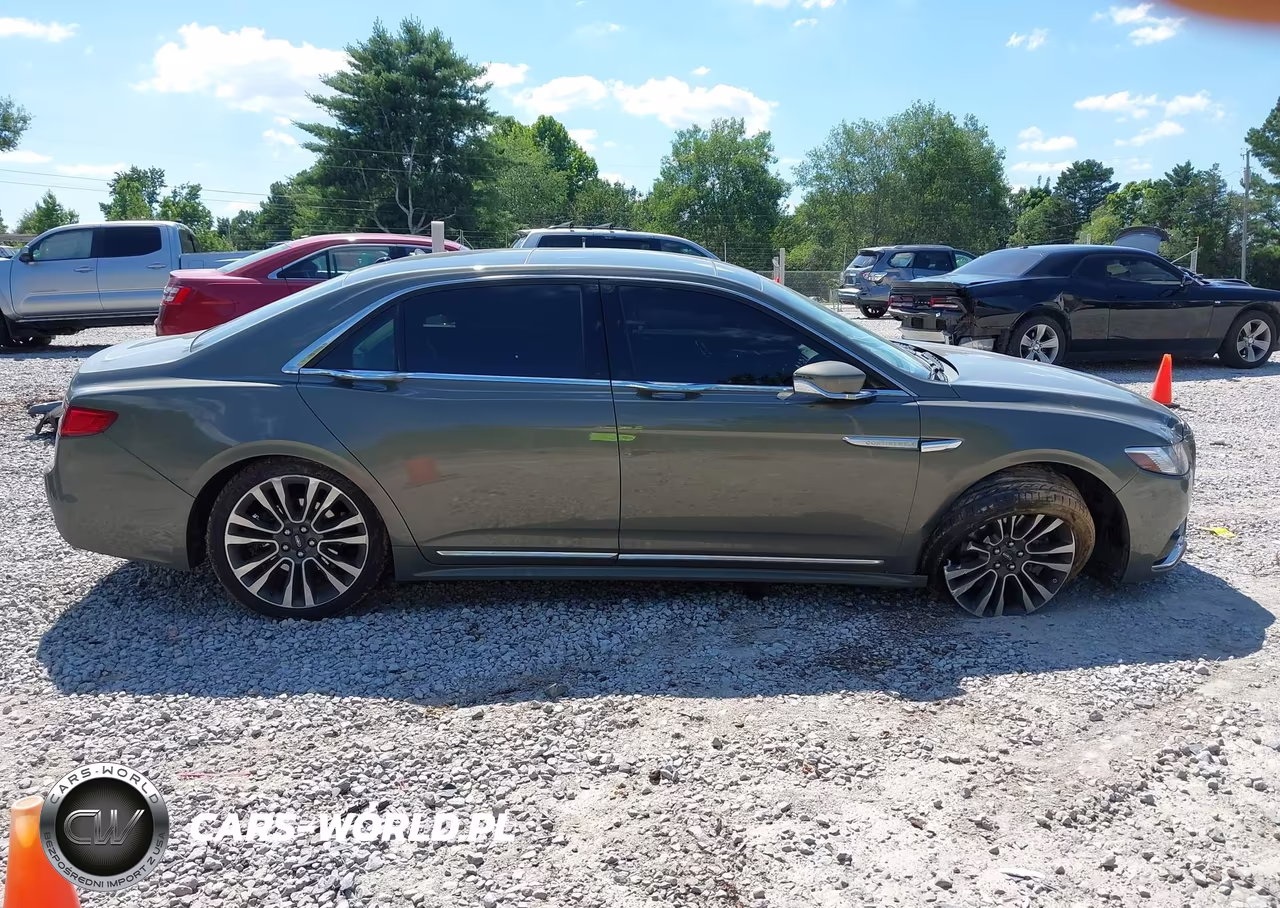 2017 Lincoln Continental Reserve VIN:1LN6L9NP9H5629486 - 13