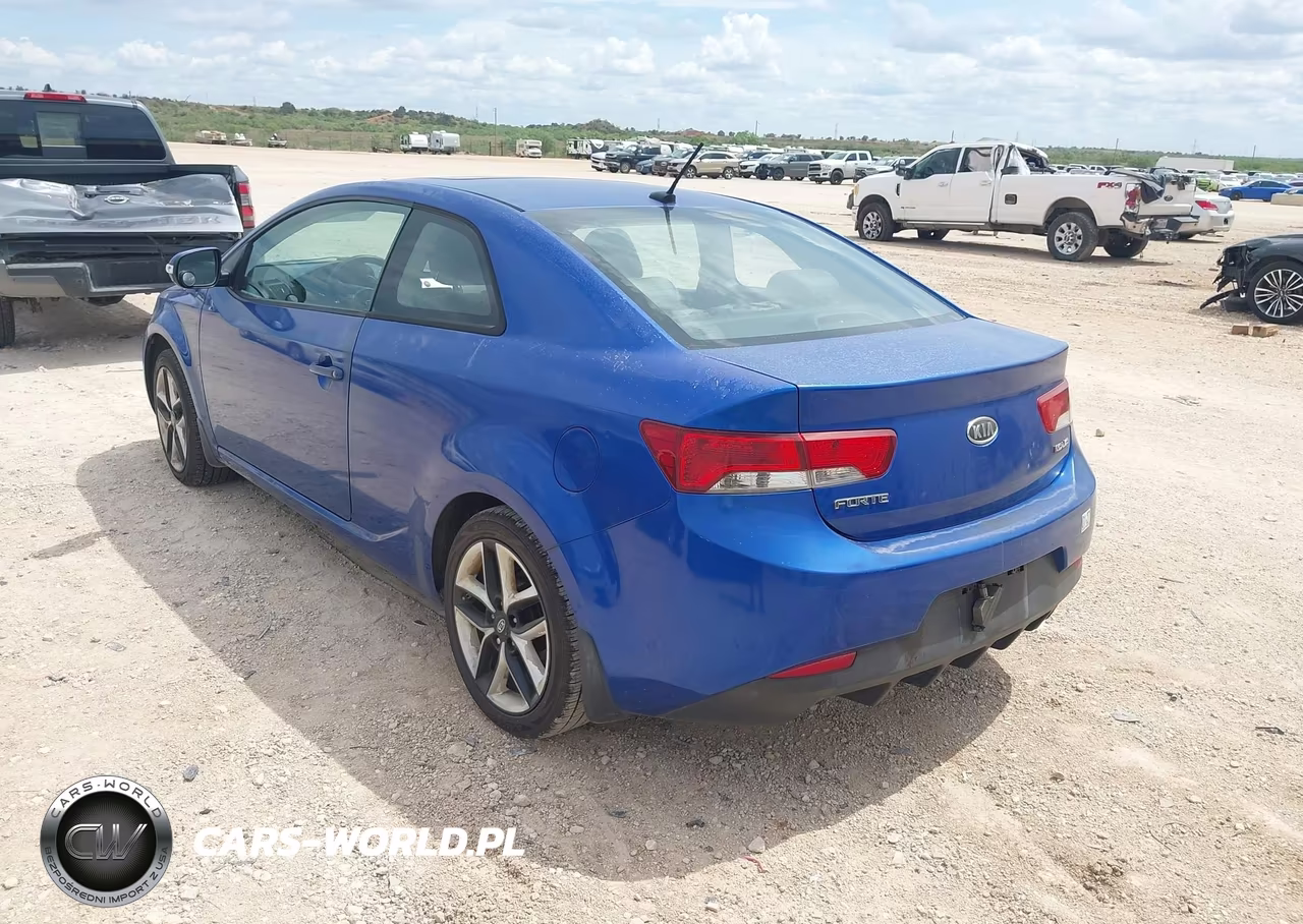 2010 Kia Forte Koup Sx VIN:KNAFW6A30A5307206 - 3