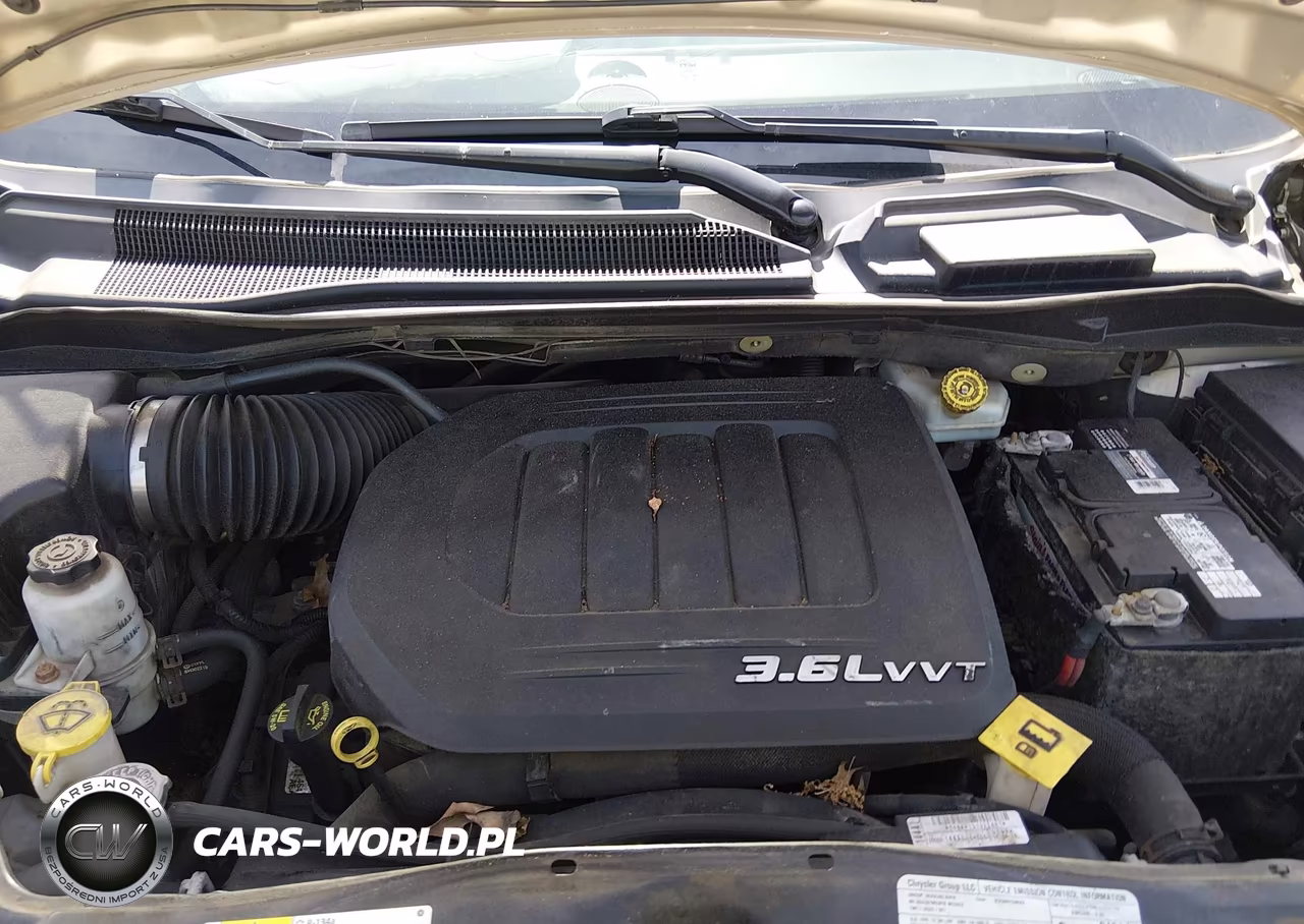 2013 Chrysler Town & Country Touring VIN:2C4RC1BG5DR631062 - 10