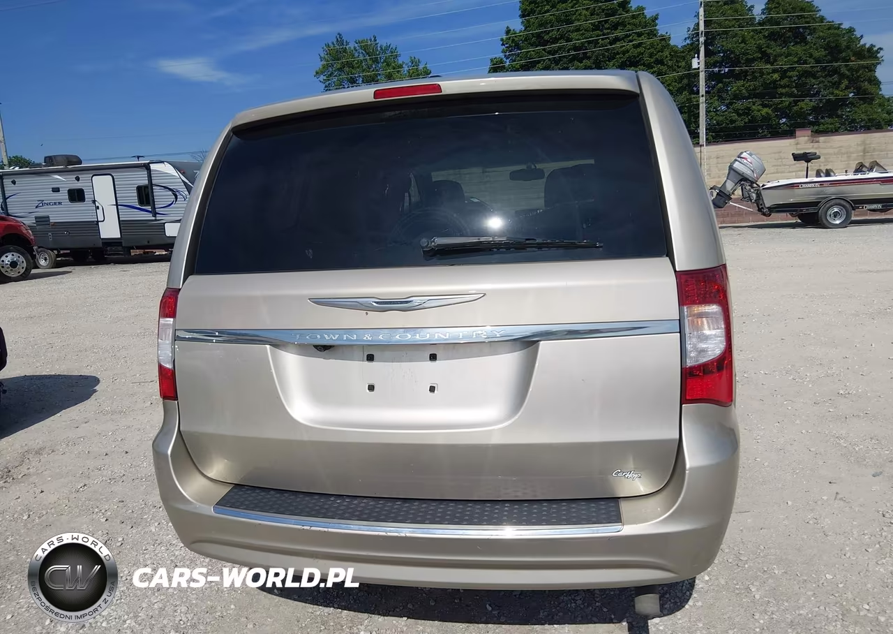 2013 Chrysler Town & Country Touring VIN:2C4RC1BG5DR631062 - 16