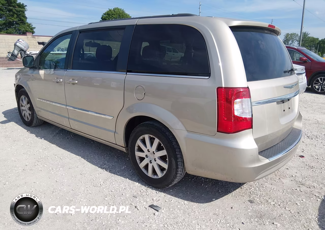 2013 Chrysler Town & Country Touring VIN:2C4RC1BG5DR631062 - 3