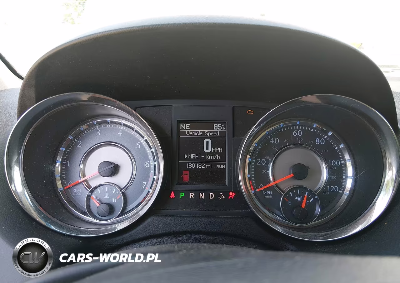 2013 Chrysler Town & Country Touring VIN:2C4RC1BG5DR631062 - 7