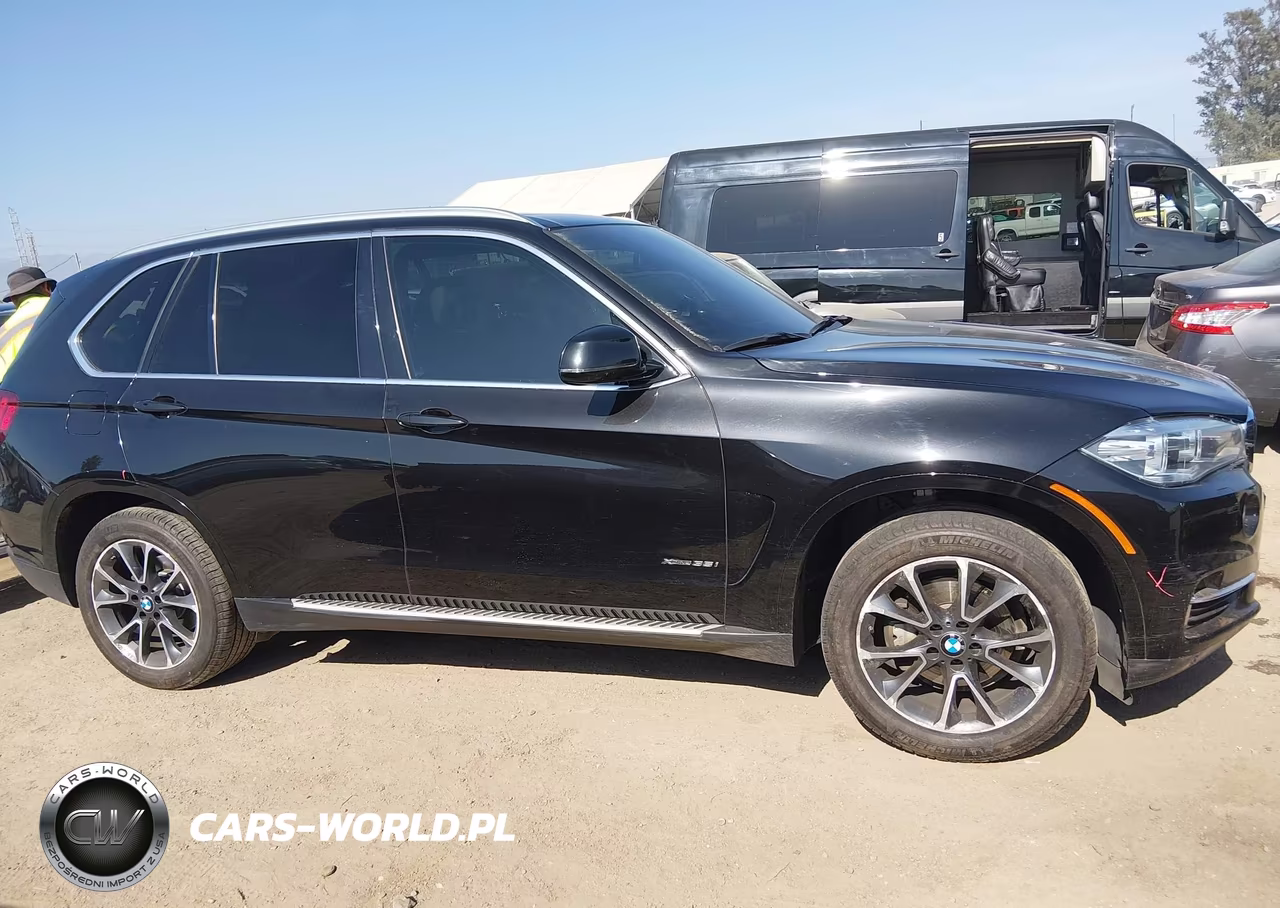 2017 BMW X5 xDrive35I VIN:5UXKR0C36H0V73225 - 13
