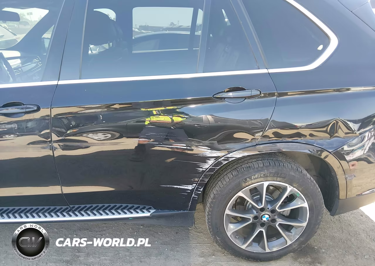 2017 BMW X5 xDrive35I VIN:5UXKR0C36H0V73225 - 6