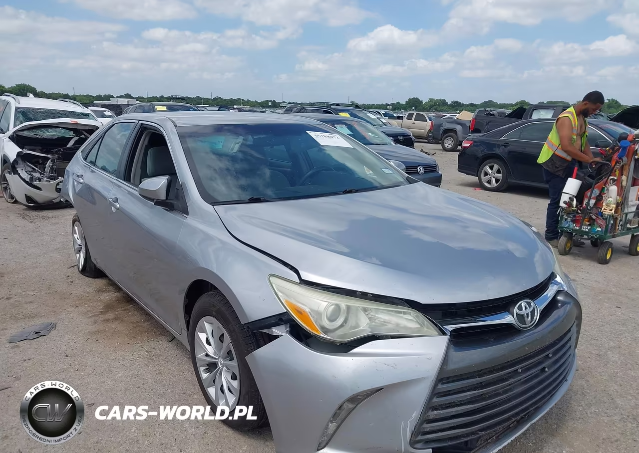 2015 Toyota Camry Le