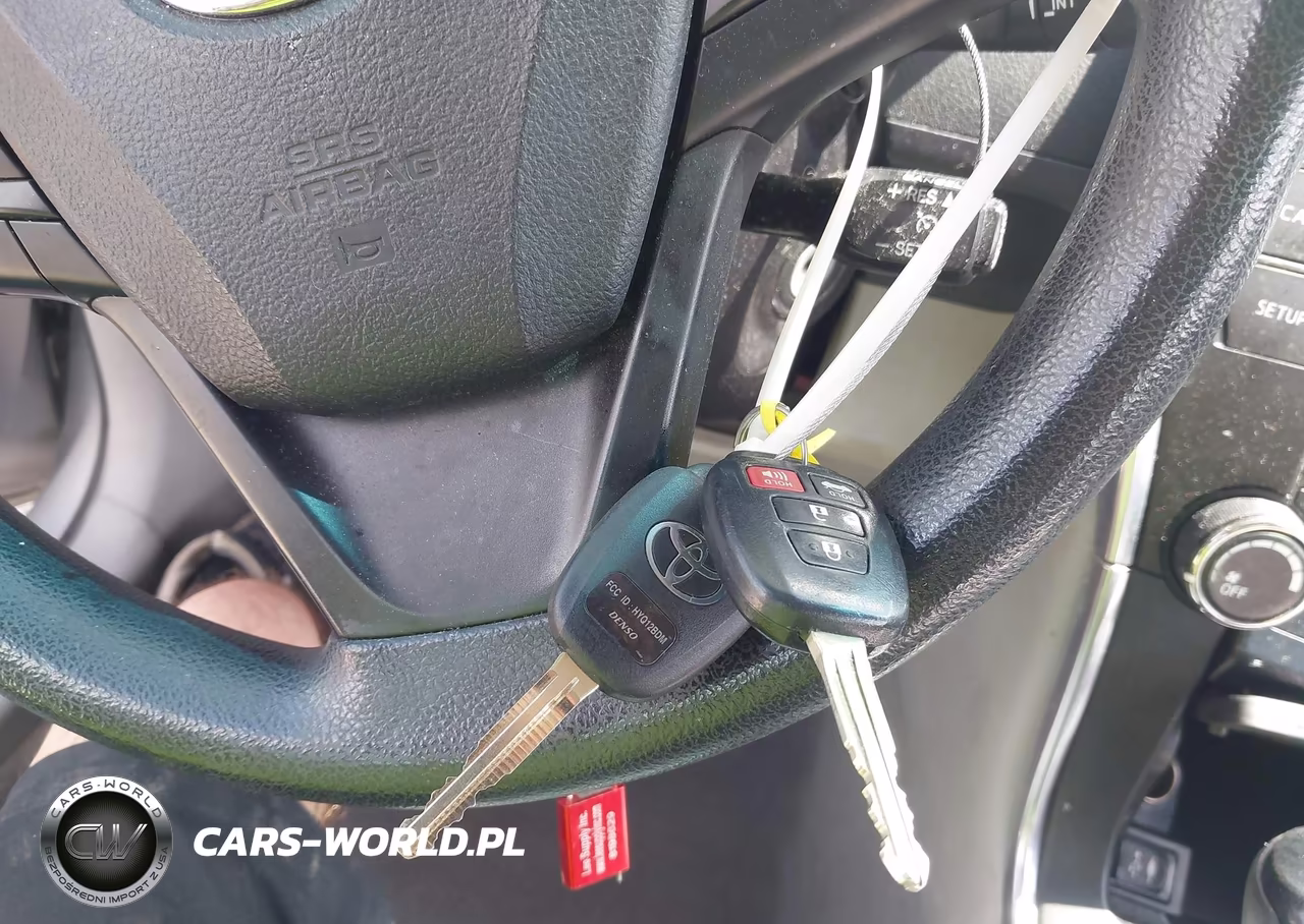 2015 Toyota Camry Le VIN:4T4BF1FK1FR465234 - 11