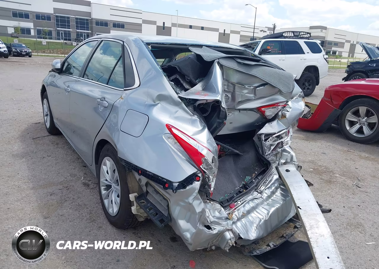 2015 Toyota Camry Le VIN:4T4BF1FK1FR465234 - 6