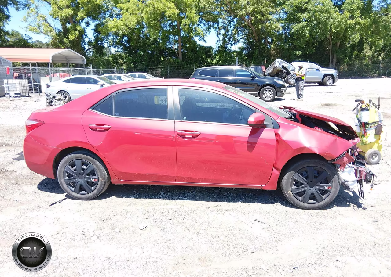 2017 Toyota Corolla Le VIN:2T1BURHE7HC751342 - 14