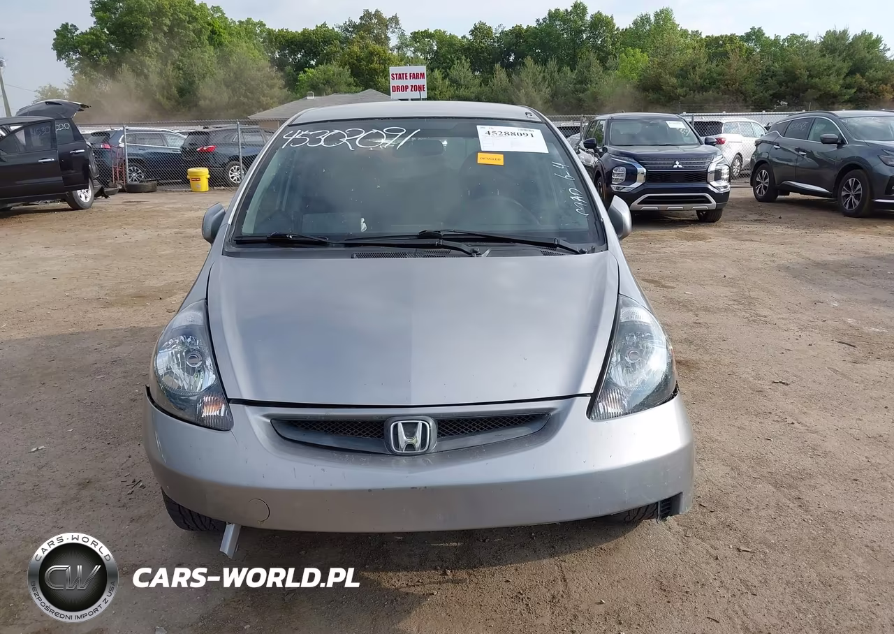 2008 Honda Fit Sport VIN:JHMGD37628S073996 - 12