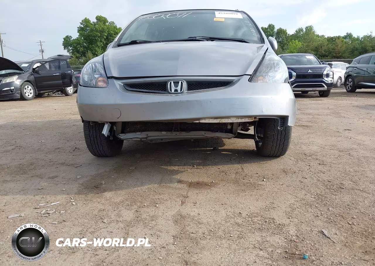 2008 Honda Fit Sport VIN:JHMGD37628S073996 - 6
