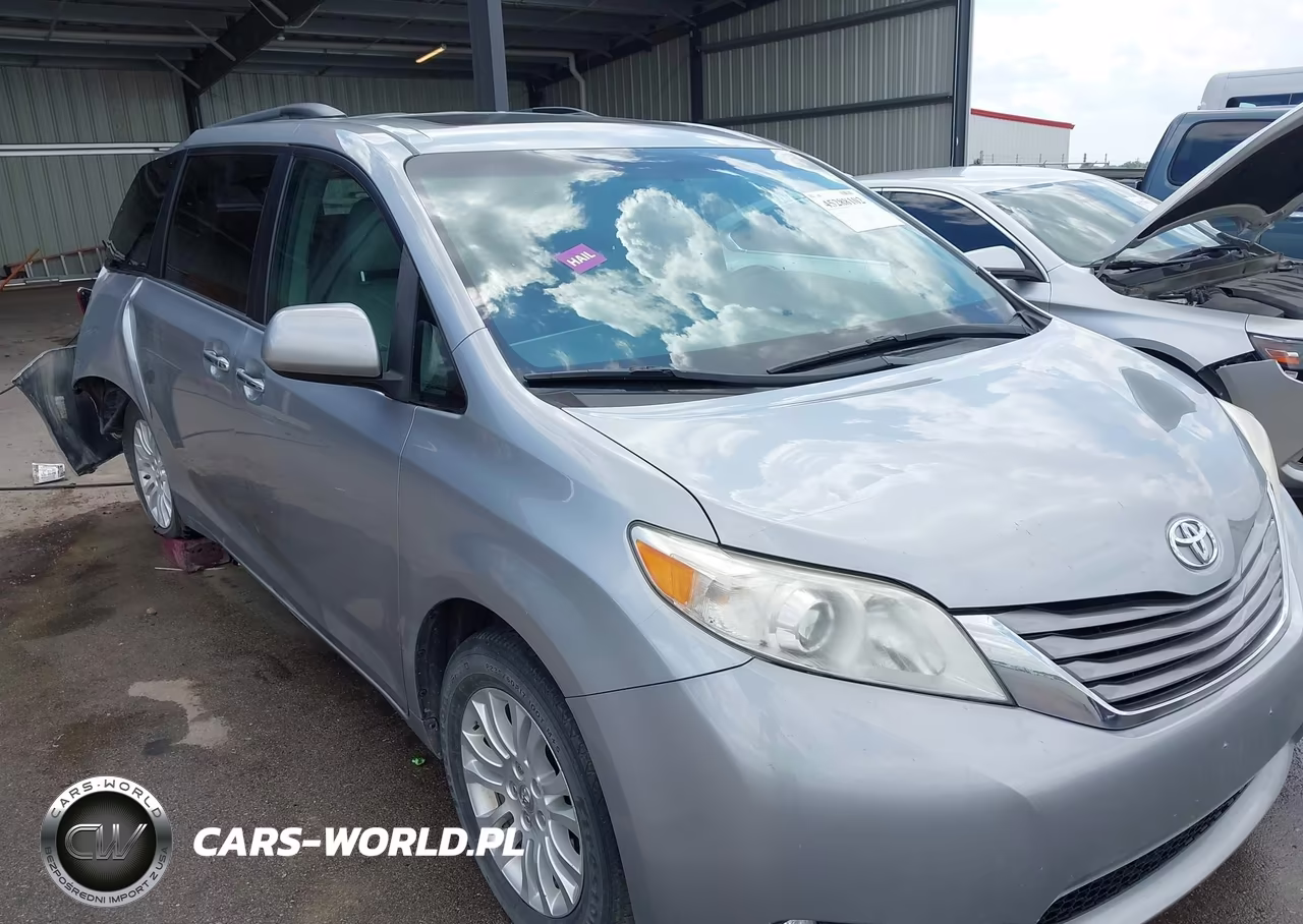 2017 Toyota Sienna Xle Premium 8 Passenger VIN:5TDYZ3DCXHS854792 - 17