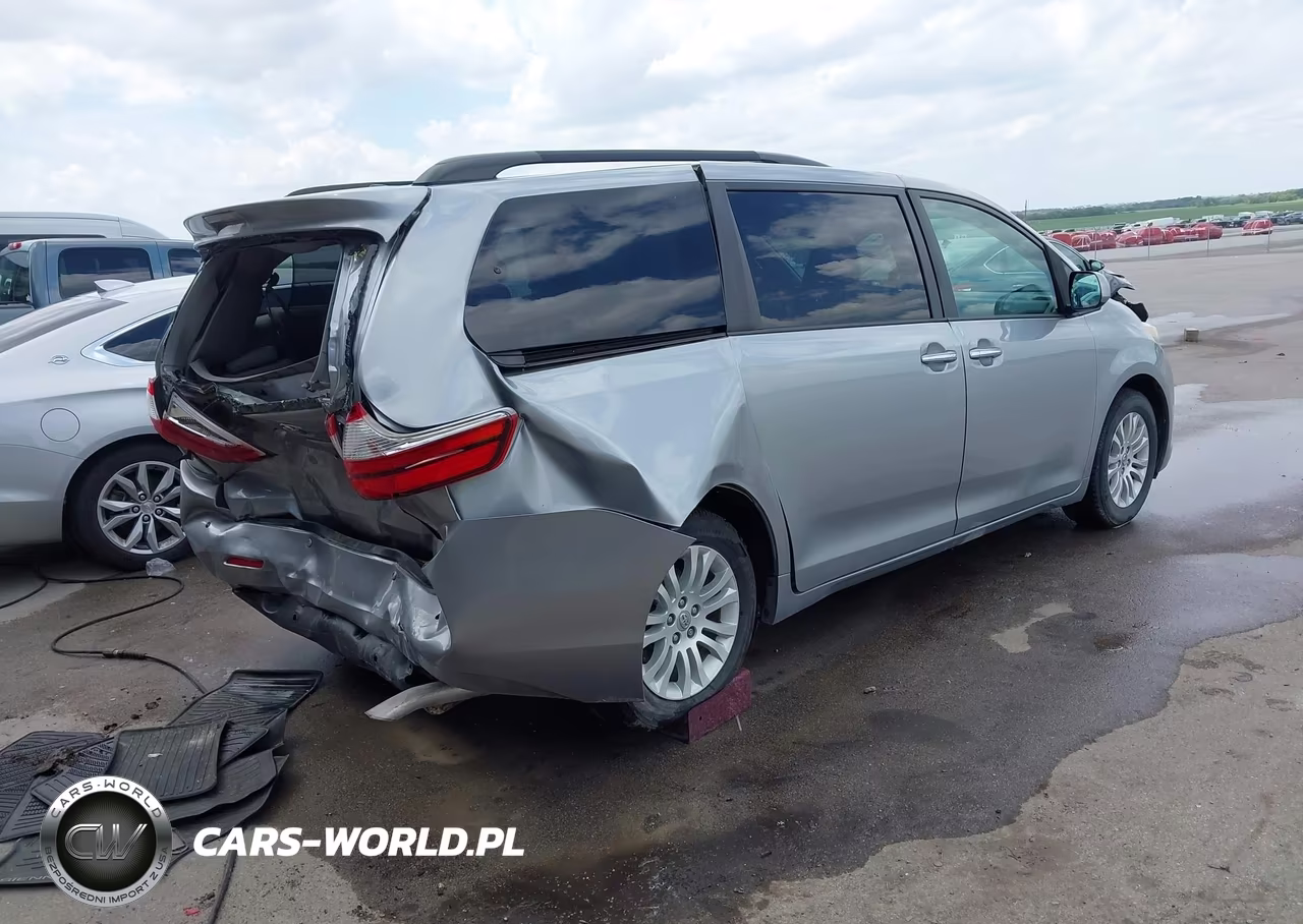 2017 Toyota Sienna Xle Premium 8 Passenger VIN:5TDYZ3DCXHS854792 - 4