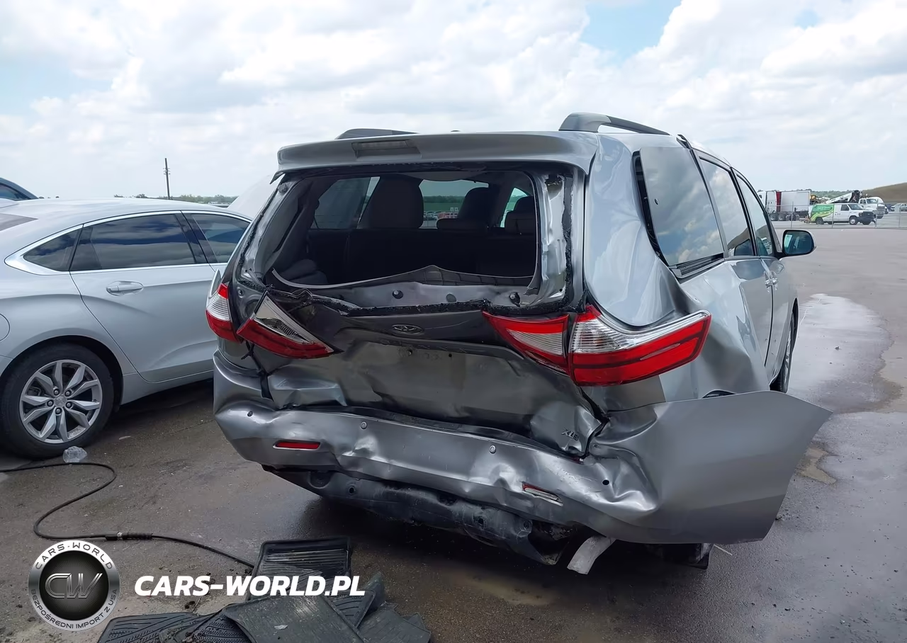 2017 Toyota Sienna Xle Premium 8 Passenger VIN:5TDYZ3DCXHS854792 - 6