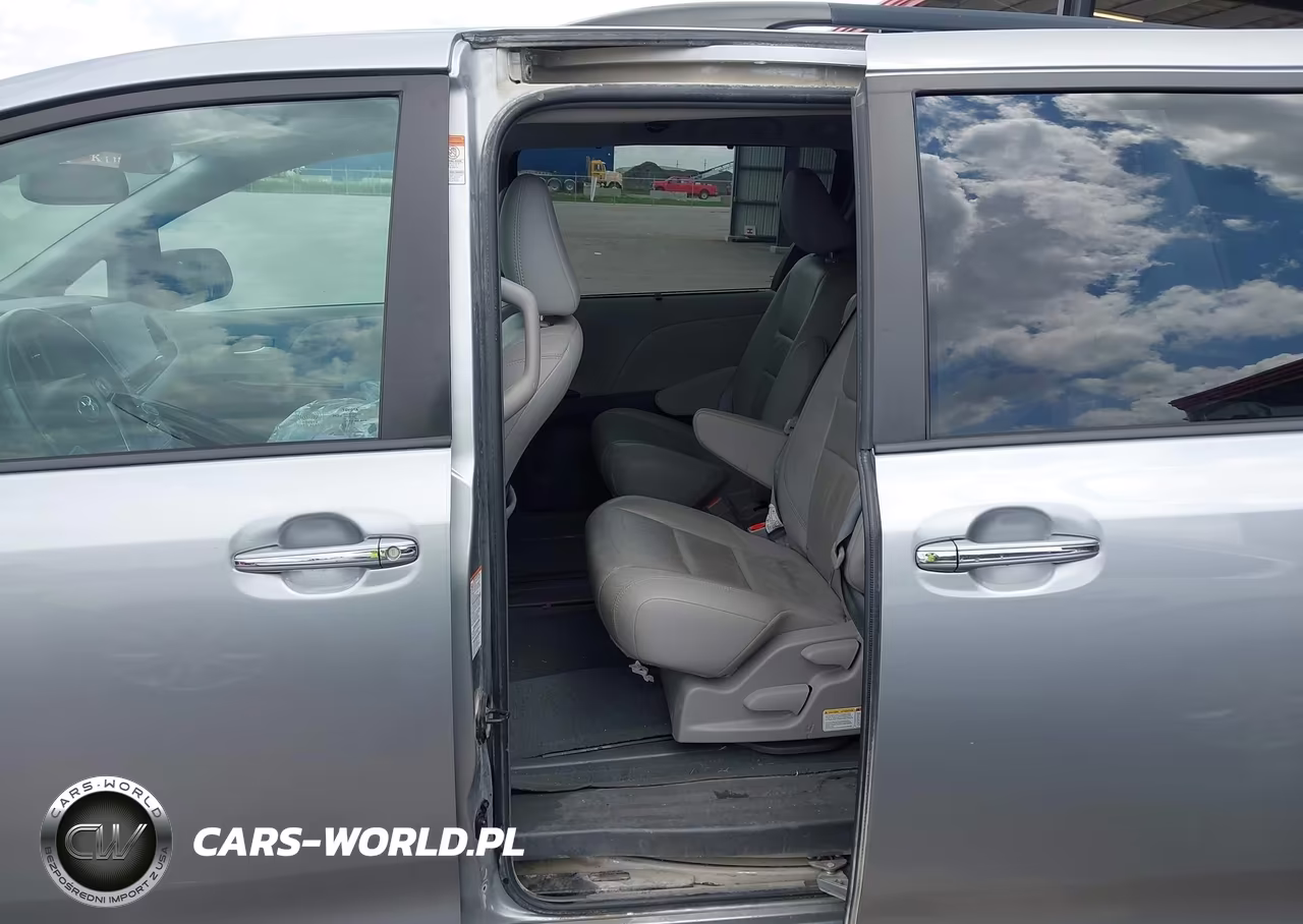 2017 Toyota Sienna Xle Premium 8 Passenger VIN:5TDYZ3DCXHS854792 - 8