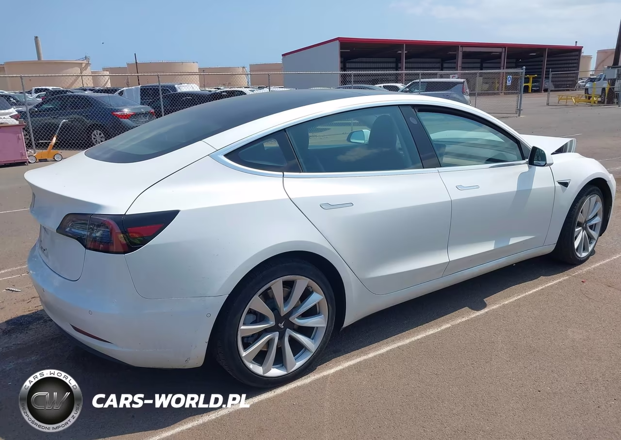 2018 Tesla Model 3 Long Range-Mid Range VIN:5YJ3E1EA6JF126470 - 4