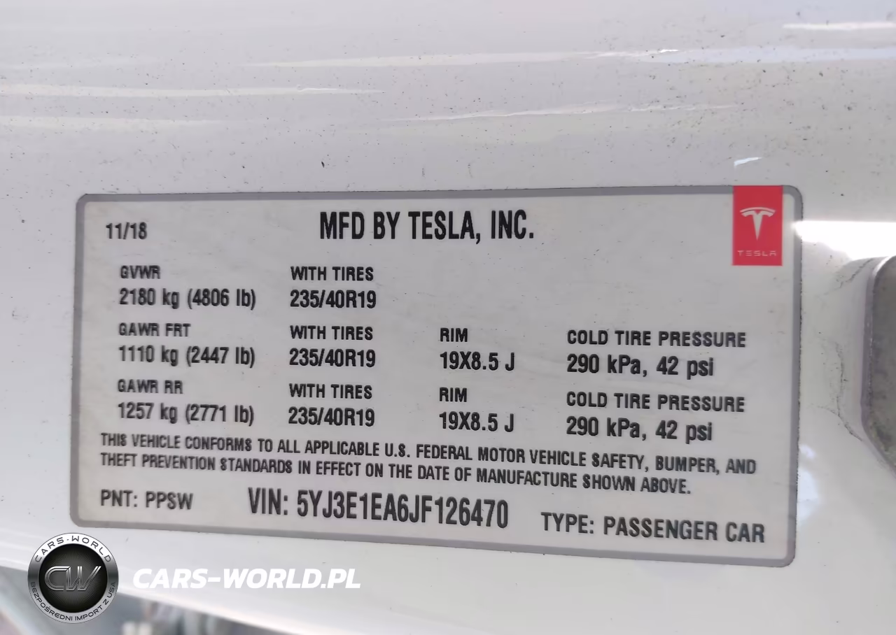 2018 Tesla Model 3 Long Range-Mid Range VIN:5YJ3E1EA6JF126470 - 9
