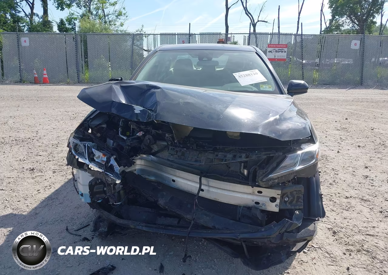 2019 Toyota Camry Le VIN:4T1B11HK6KU699899 - 13